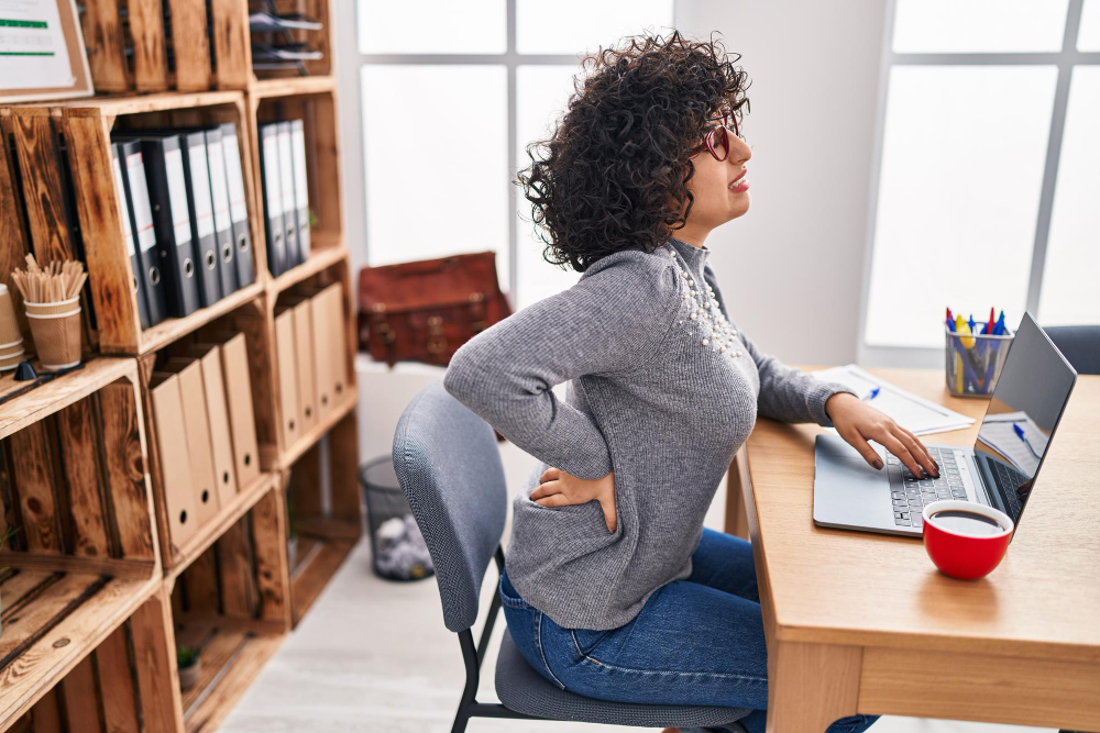 Common Reasons for Lower Back Pain When Sitting